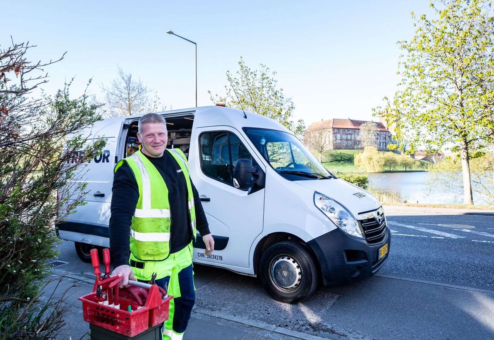 Servicebus van Watt & Water